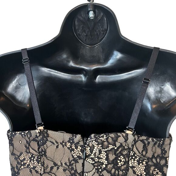 BEBE BLACK SHEILA LACE DRESS - Picture 13 of 16